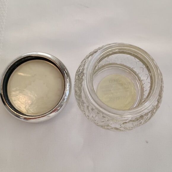 Vintage Avon Glass Vanity Jar with Ornate Silvertone Swirled Lid - Picture 4 of 6